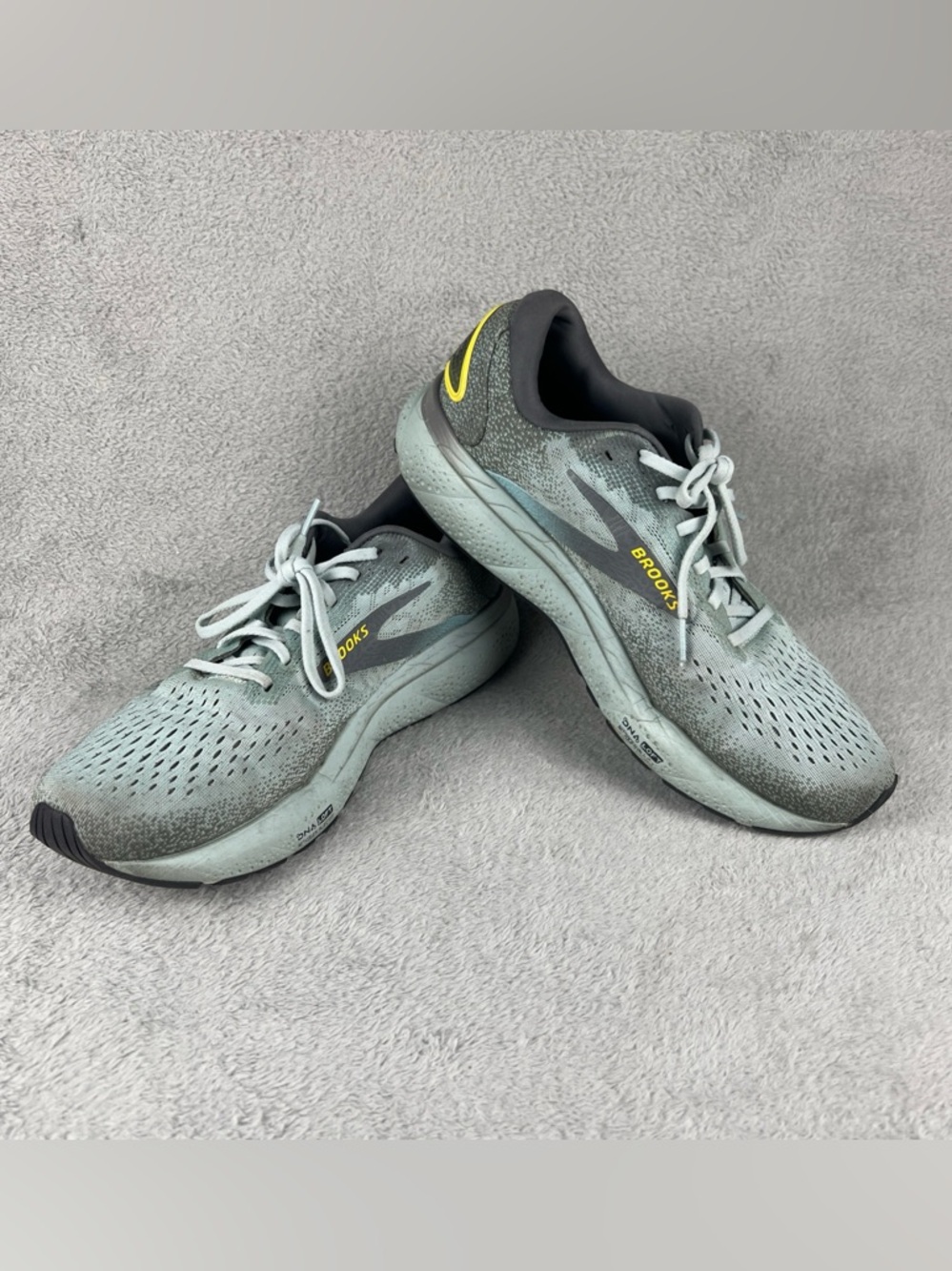 Brooks Ghost 16 Running Shoes Men’s Size 12 Medium Gray Blue Cushion Sneakers